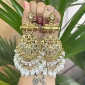 white golden kundan earring
